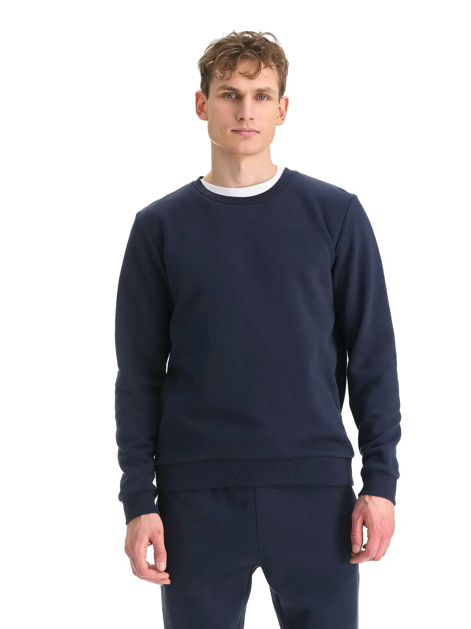basic crewneck m<TAKEOFF Outlet