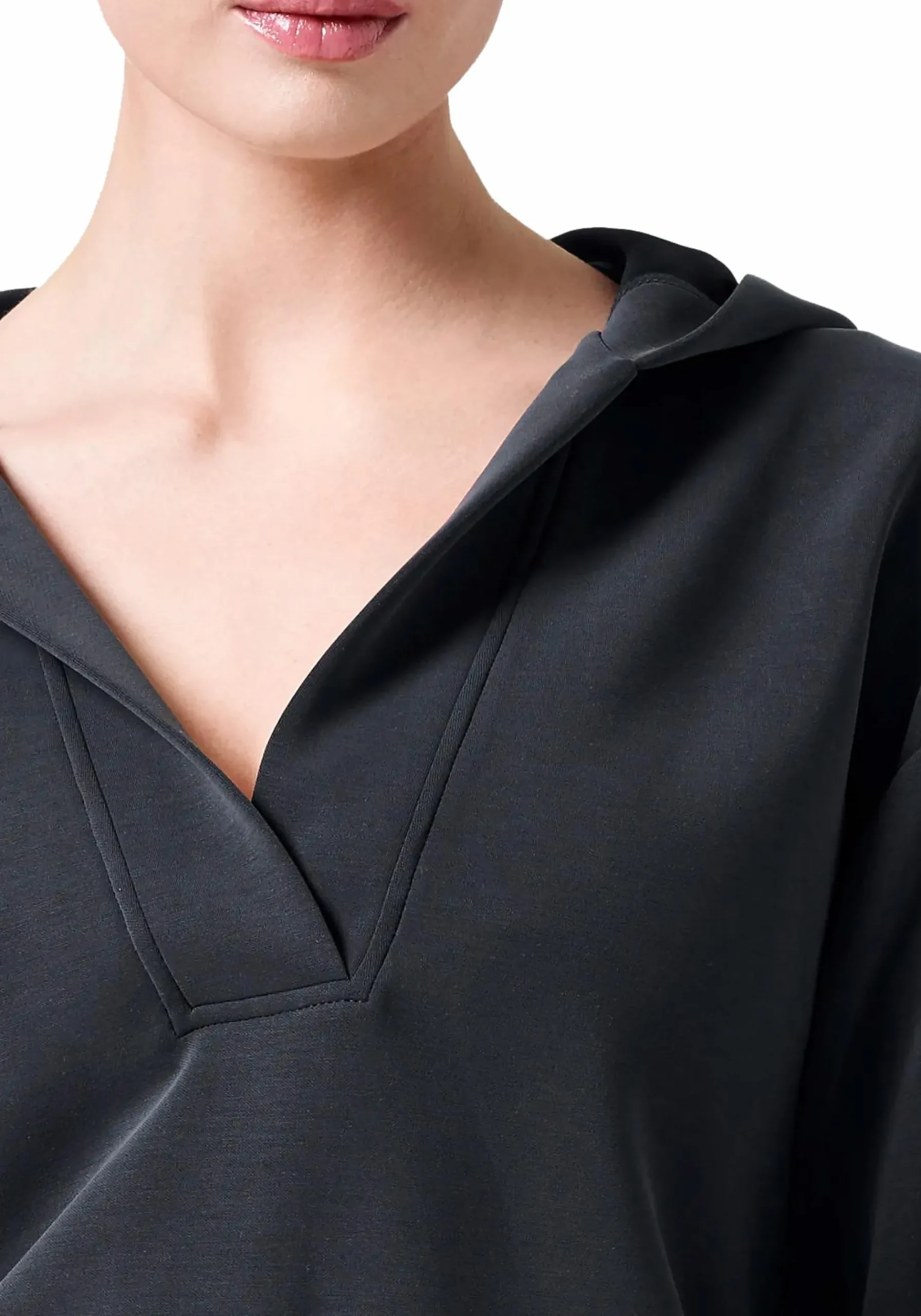 p v-neck hood w<CASALL Sale
