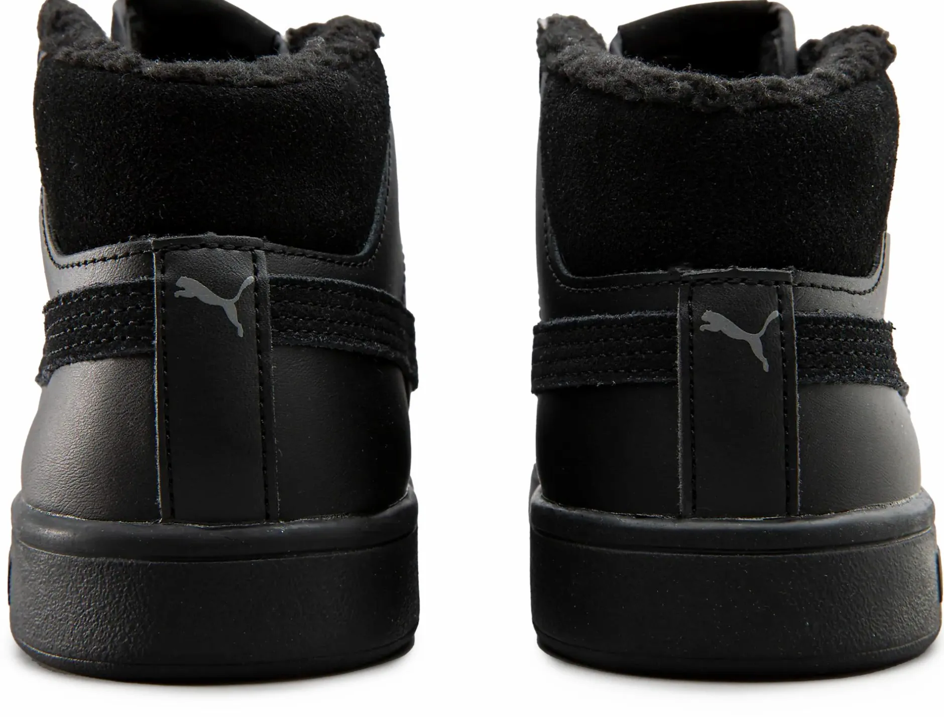 smash v2 mid wtr l u<PUMA Outlet