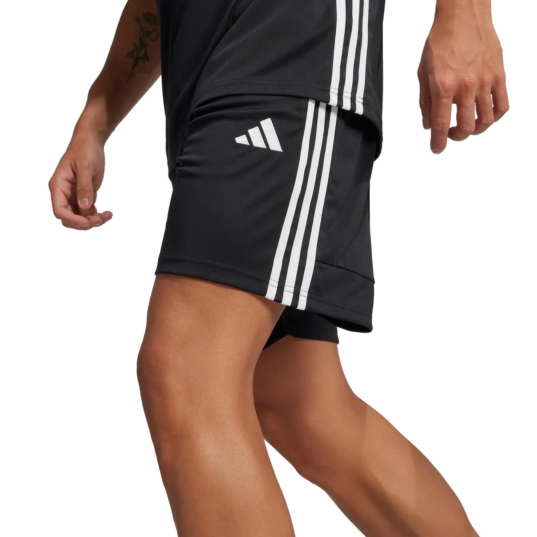 tiro es sho<ADIDAS New