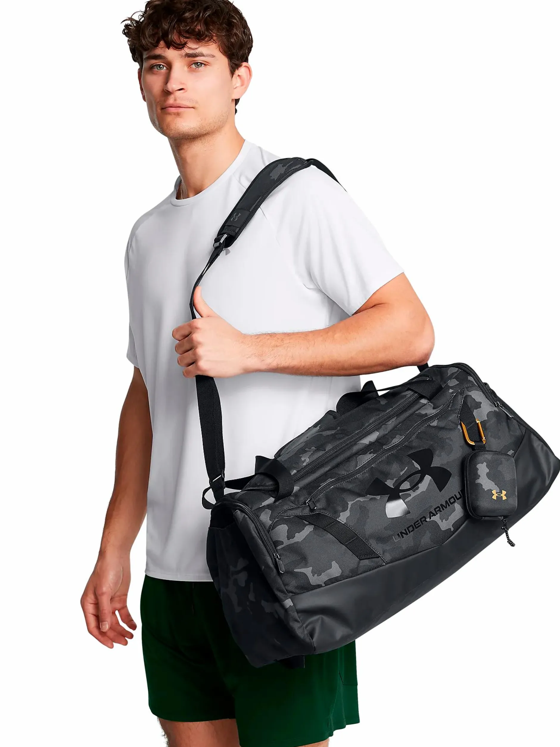 ua undeniable 5.0 duffle sm<UNDER ARMOUR Clearance